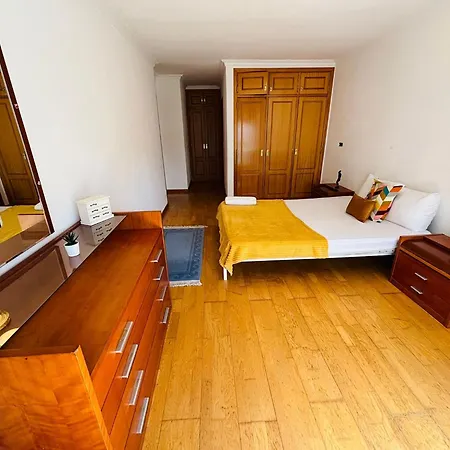 Luxury Spacious Flat Next Lisbon, Ideal For Tourists Appartement *