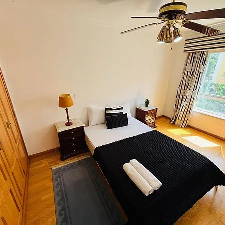 Luxury Spacious Flat Next Lisbon, Ideal For Tourists * Queluz