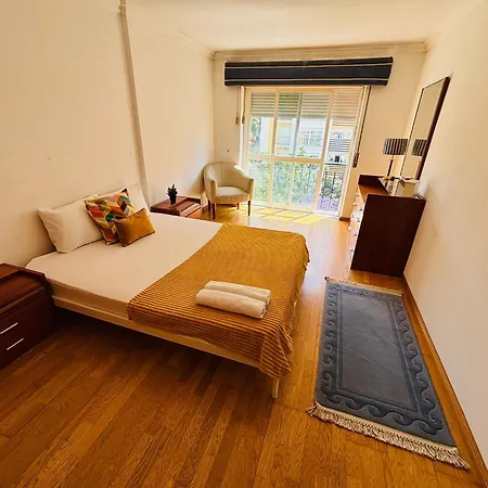Luxury Spacious Flat Next Lisbon, Ideal For Tourists Appartement