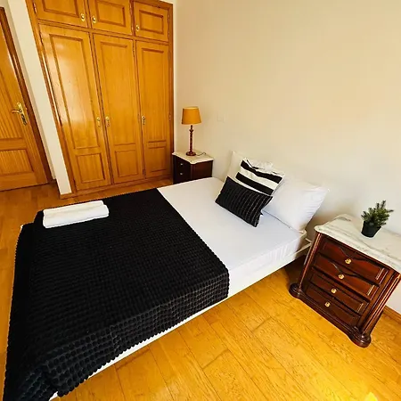 Appartement Luxury Spacious Flat Next Lisbon, Ideal For Tourists Queluz