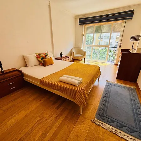 Apartment Luxury Spacious Flat Next Lisbon, Ideal For Tourists Queluz